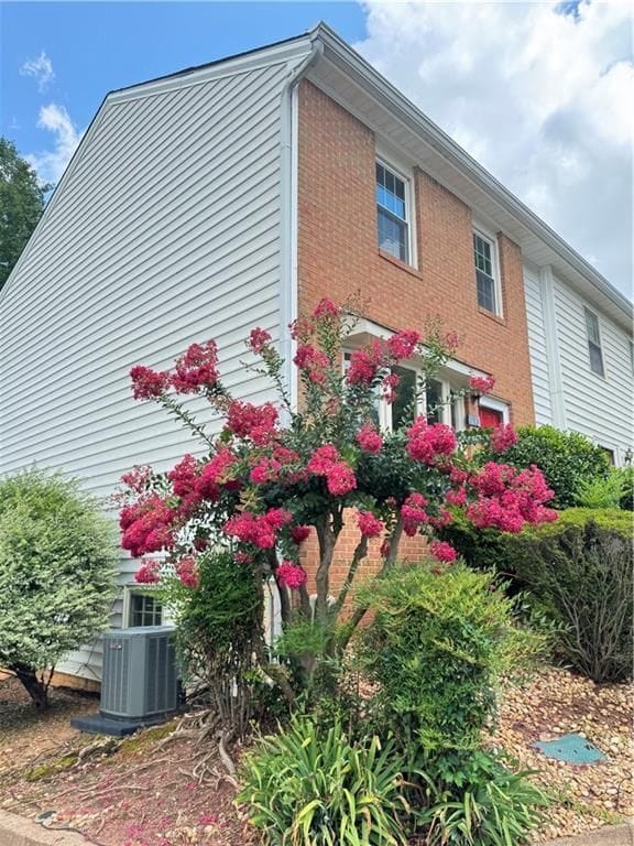 153 Holcomb Ferry Rd