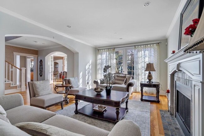 2388 W 35th Ave in Vancouver, BC - Building Photo - Building Photo