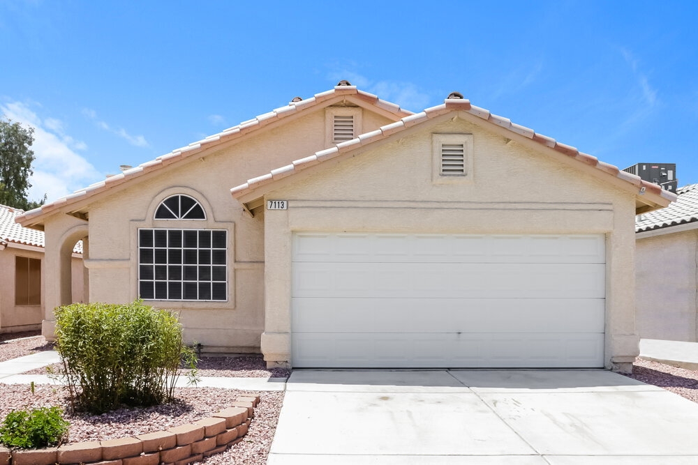 7113 Junction Village Ave in Las Vegas, NV - Building Photo
