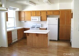 1212 Elmhurst in Irvine, CA - Building Photo - Building Photo