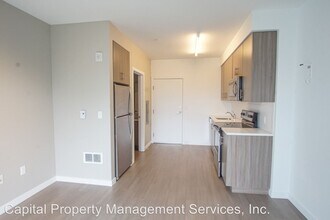 1313 SE Spokane St in Portland, OR - Building Photo - Building Photo