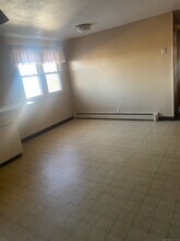60 Judd Ave in New Britain, CT - Building Photo - Building Photo
