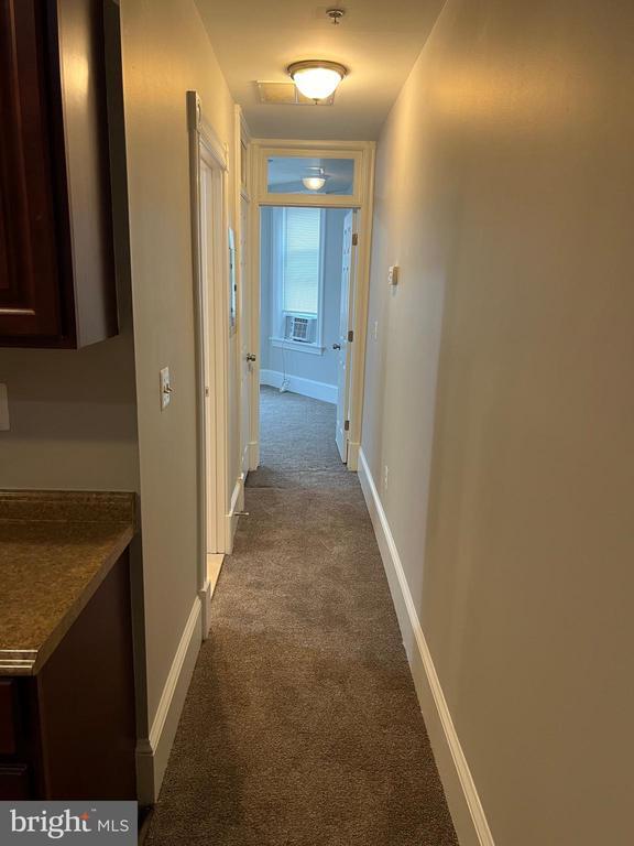 30 E 25th St-Unit -2R in Baltimore, MD - Building Photo - Building Photo