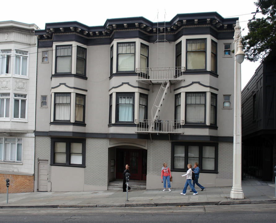 2146 Van Ness Ave in San Francisco, CA - Building Photo