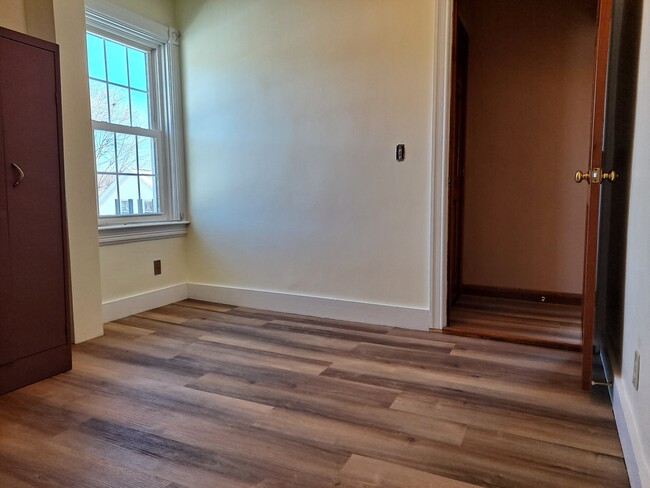 1559 Mendon Rd, Unit #3 in Cumberland, RI - Building Photo - Building Photo