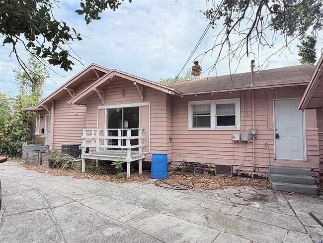 property at 2010 22nd St S
