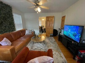14 Alberta Ter, Unit 8-2 in Cambridge, MA - Building Photo