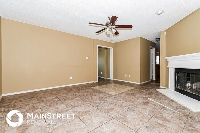 4812 W Creek Rd in Sachse, TX - Building Photo - Building Photo