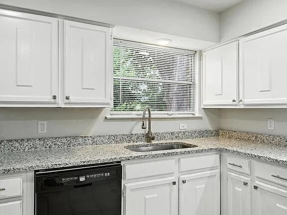 property at 117 Yorkshire Dr