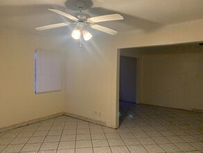 1815 Potomac Ave in Bakersfield, CA - Building Photo - Building Photo