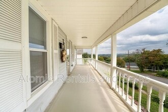 703 W 2nd Ave in Lenoir City, TN - Building Photo - Building Photo