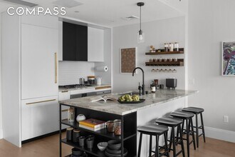 610 Warren St, Unit 5F in Brooklyn, NY - Building Photo - Building Photo