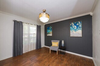 12102 Ent Loop in Laredo, TX - Building Photo - Building Photo