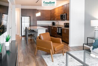 151 7th St S, Unit 423.3760 in St. Petersburg, FL - Building Photo - Building Photo