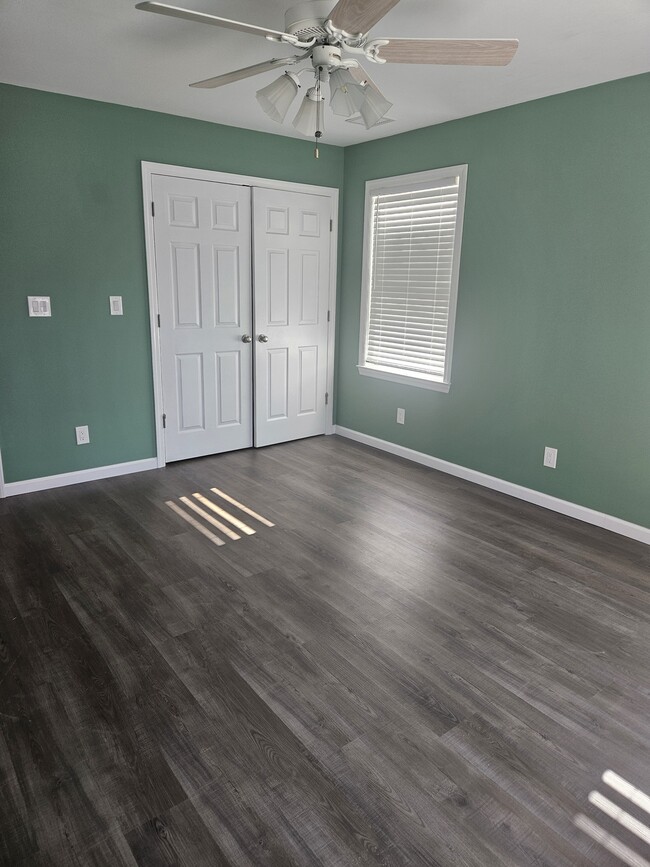 11 Laurel Ave in Pequannock Township, NJ - Building Photo - Building Photo