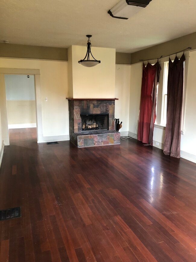 6609 N Omaha Ave in Portland, OR - Building Photo - Building Photo