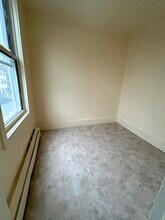 200 London St in Boston, MA - Building Photo - Building Photo