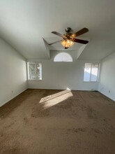 3338 W Shields Ave in Fresno, CA - Building Photo - Building Photo