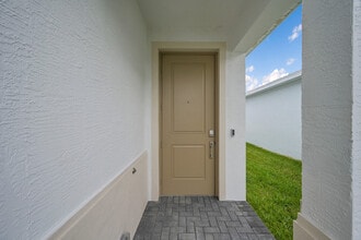 3550 Angler Dr in Fort Pierce, FL - Building Photo - Building Photo