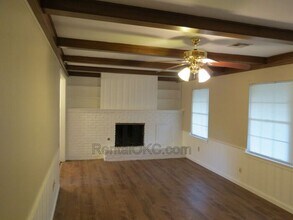 2312 Huntleigh Dr in The Village, OK - Building Photo - Building Photo
