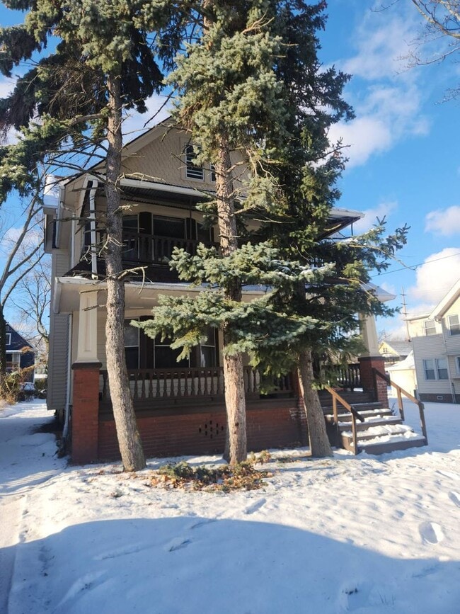 1736-1738 Coit Rd in Cleveland, OH - Building Photo - Building Photo