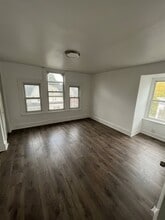 1331 72nd Ave, Unit A in Philadelphia, PA - Building Photo - Building Photo