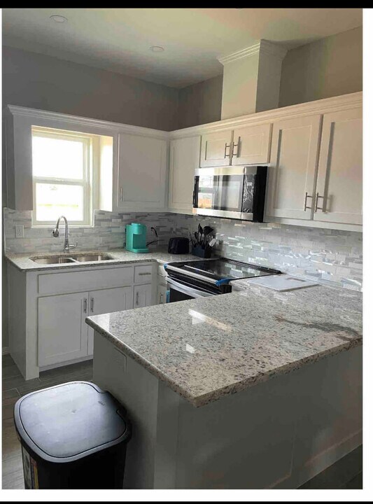 5106 N Winona Dr, Unit 2 in Pharr, TX - Building Photo