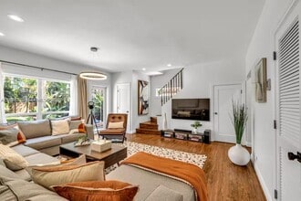 110 SE 11th Ave in Fort Lauderdale, FL - Building Photo - Building Photo