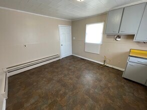 1011 E Williams St in Danville, IL - Building Photo - Building Photo