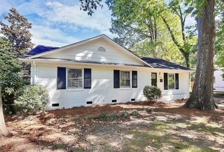 4207 Irvington Dr in Charlotte, NC - Building Photo - Building Photo