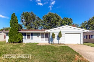 3619 Ireland Dr in Indianapolis, IN - Building Photo