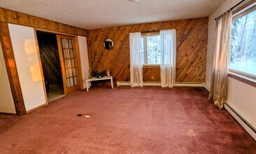608 Ridgecrest Dr in Fairbanks, AK - Building Photo - Building Photo