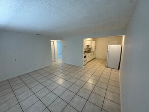 1936 Wolford Rd in Clearwater, FL - Building Photo - Building Photo