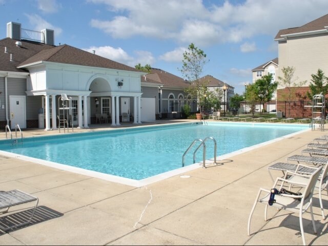 Windsor Crossing in Suitland, MD - Building Photo - Other