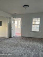 17 Ward Ln in Rumson, NJ - Building Photo - Building Photo