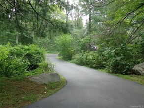 65 Mexico Ln in Mahopac, NY - Building Photo - Building Photo