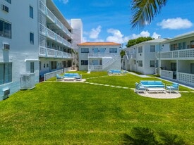 Normandy Cove in Miami Beach, FL - Building Photo