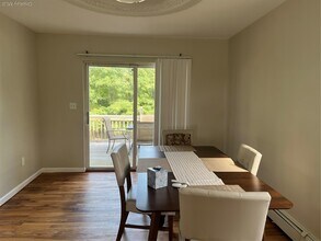 39 Elder Ave in Farmingville, NY - Building Photo - Building Photo