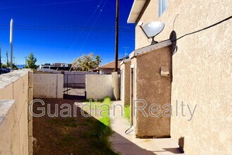801 N Major Ave in Henderson, NV - Building Photo - Building Photo