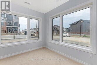 231 Darjeeling Ave in Ottawa, ON - Building Photo - Building Photo