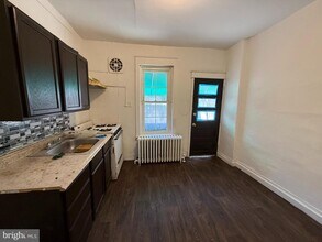 1504 S Dover St in Philadelphia, PA - Building Photo - Building Photo