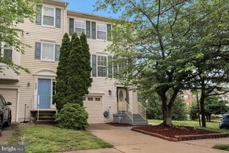44206 Tippecanoe Terrace in Ashburn, VA - Building Photo - Building Photo