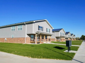 The Row in Lexington, NE - Foto de edificio - Building Photo