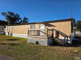 2821 Hillcrest Ave in Pensacola, FL - Building Photo