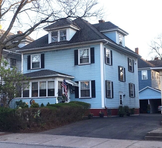 1115 Monroe Ave, Unit 2