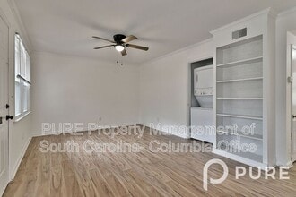 215 Windsor Point Rd in Columbia, SC - Building Photo - Building Photo