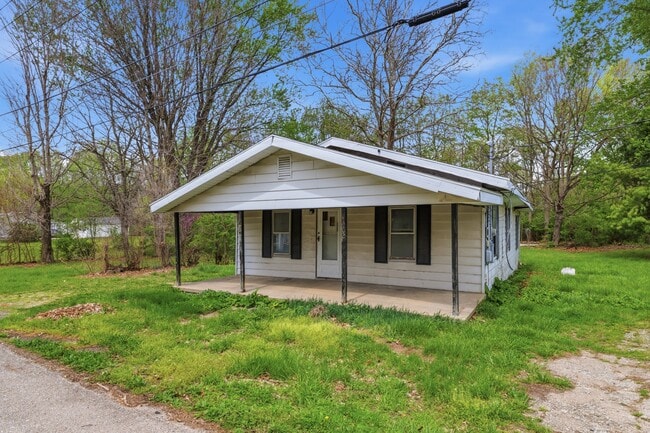 1402 Alabama St in New Castle, IN - Building Photo - Building Photo