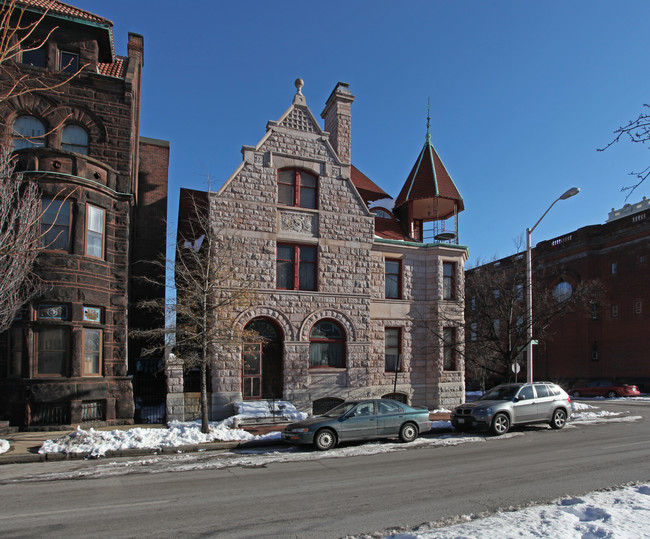 1801 Eutaw Pl in Baltimore, MD - Foto de edificio - Building Photo