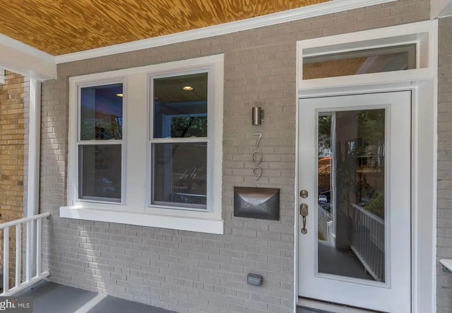 property at 709 Hamilton St NW
