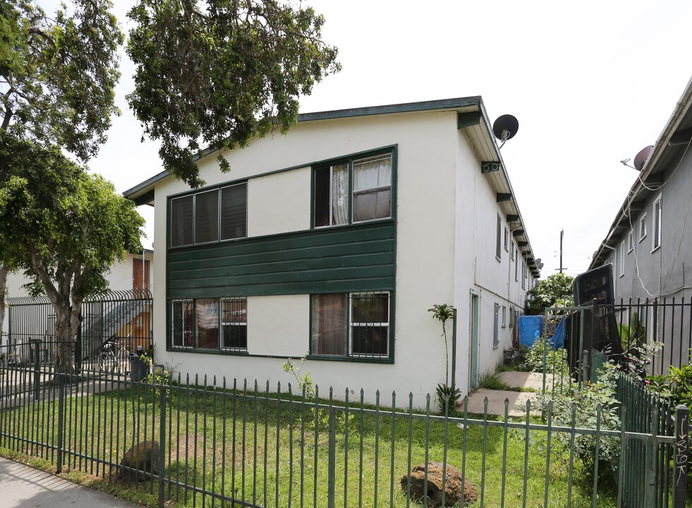 4819 S Slauson Ave in Culver City, CA - Foto de edificio